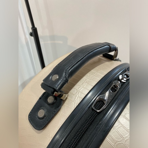 Calpak Hatbox bag - Picture 4 of 13